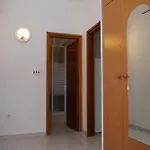 アパート 2 *