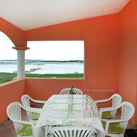 2 Apartmán Privlaka (Zadar)